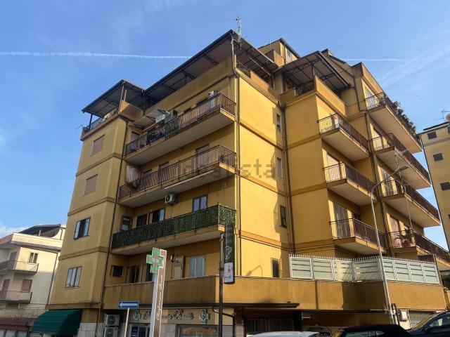 Appartamento in vendita di 164 m² in Via Monsignor Sorbilli, 34