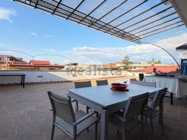Appartamento in vendita di 164 m² in Via San Rocco, 186