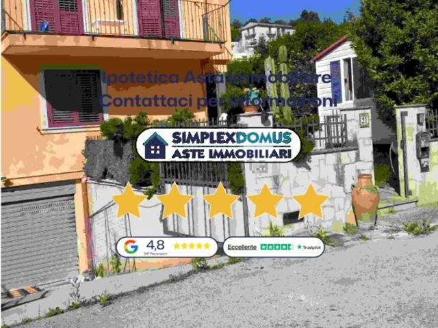 Appartamento in vendita di 164 m² in Via Siracusa