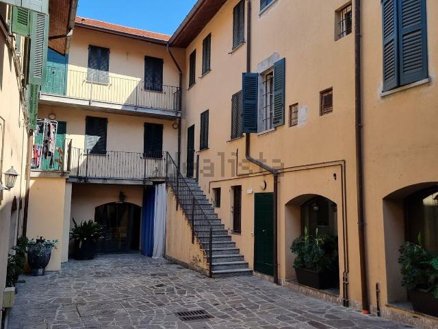 Appartamento in vendita di 164 m² in Via Roma, 40