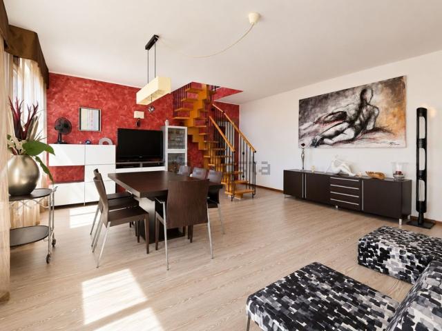 Appartamento in vendita di 164 m² in Località San Giuliano