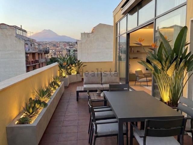 Appartamento in vendita di 135000 m² in Via Vittorio Emanuele Orlando