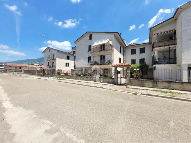 Appartamento in vendita di 165 m² in Via Salvo D’Acquisto