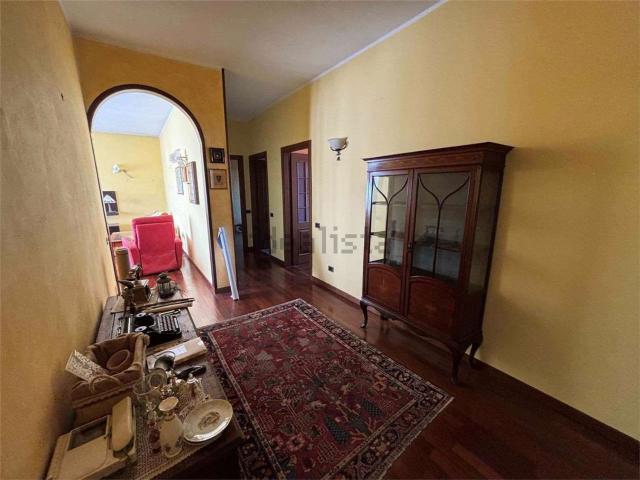 Appartamento in vendita di 165 m² in Via della Libertà, 101