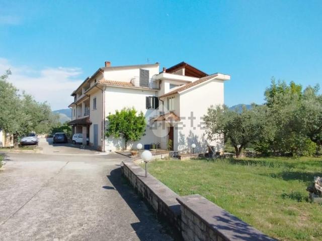 Appartamento in vendita di 165 m² in Via Mirteti, 8