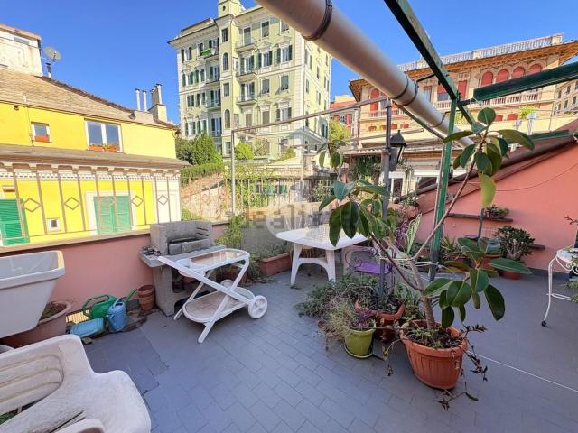 Appartamento in vendita di 165 m² in Via Caffaro