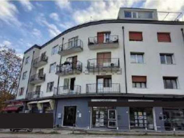 Appartamento in vendita di 165 m² in Via Carlo Cattaneo