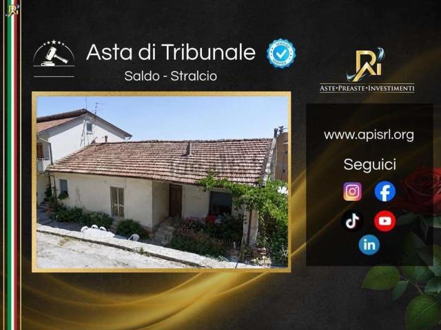 Appartamento in vendita di 165 m² in Via Cerro