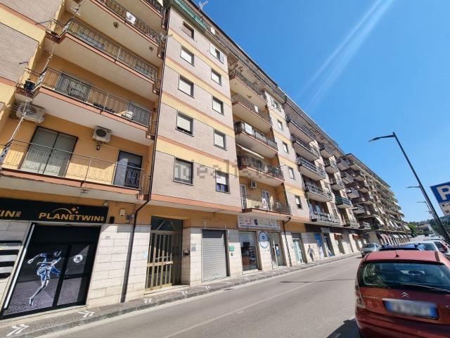 Appartamento in vendita di 165 m² in Via Antonio Gramsci, 30