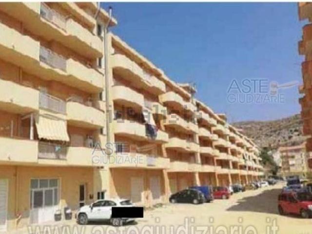 Appartamento in vendita di 165 m² in Via Antonino Cassarà