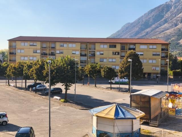 Appartamento in vendita di 165 m² in Via Angelo Domenici, 52