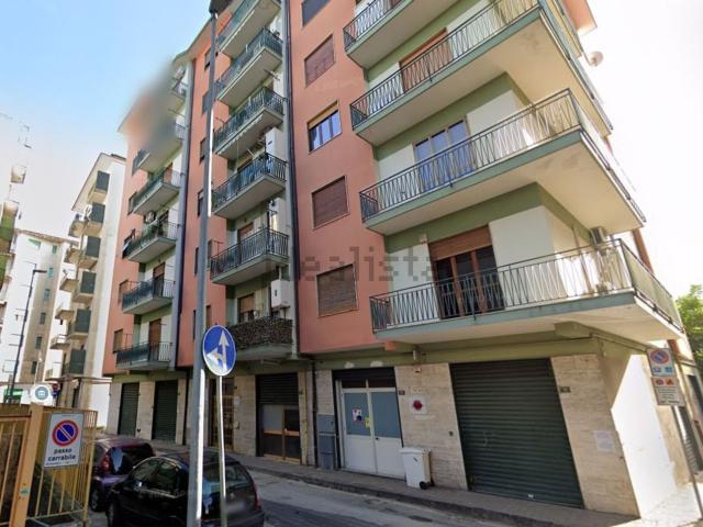 Appartamento in vendita di 165 m² in Via Achille Loria