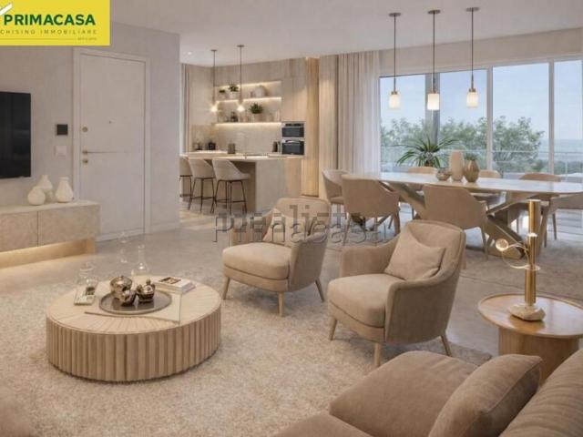 Appartamento in vendita di 165 m² in Via Giovanni da Pedemuro
