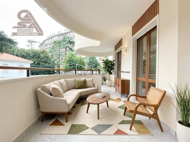 Appartamento in vendita di 165 m² in Via Don Silvio Marzorati, 2