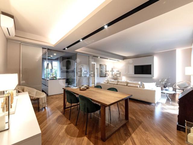 Appartamento in vendita di 165 m² in Via della Vittoria, 11