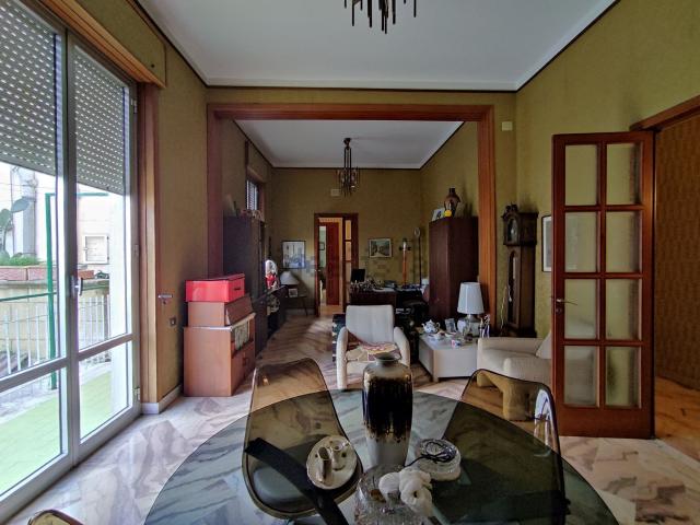 Appartamento in vendita di 165 m² in Via Duca d&apos Aosta