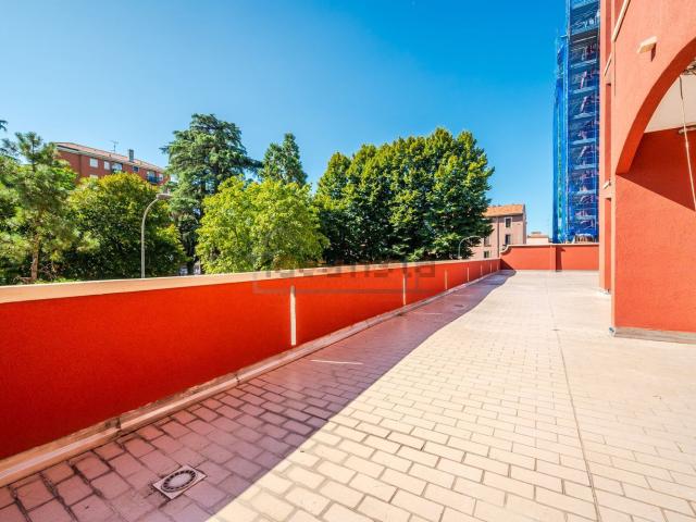 Appartamento in vendita di 165 m² in Via Emilio Alessandrini, 3