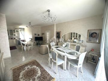 Appartamento in vendita di 165 m² in Via Enrico Toti, 15