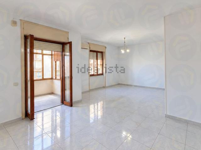 Appartamento in vendita di 165 m² in Via Eugenio Siciliano