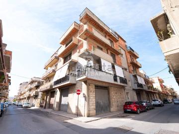 Appartamento in vendita di 165 m² in Via IV Novembre, 106