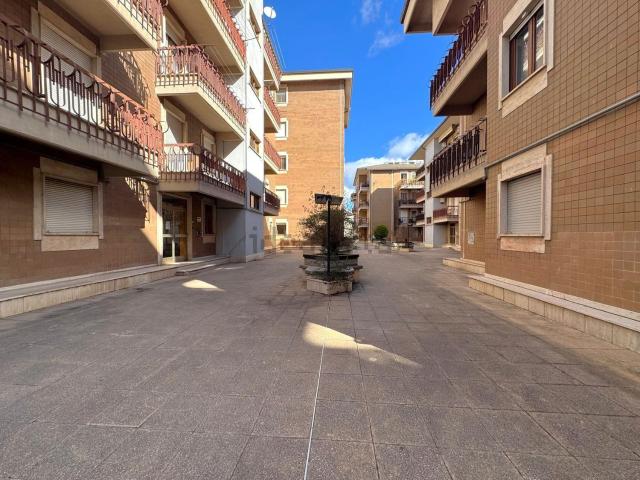 Appartamento in vendita di 165 m² in Via Luigi D&apos Amato