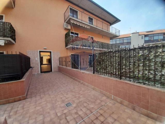 Appartamento in vendita di 165 m² in Via Salvatore Quasimodo, 9