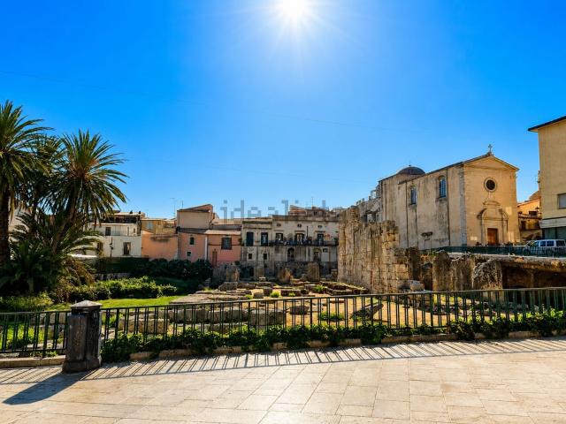 Appartamento in vendita di 165 m² in Via San Paolo, 9