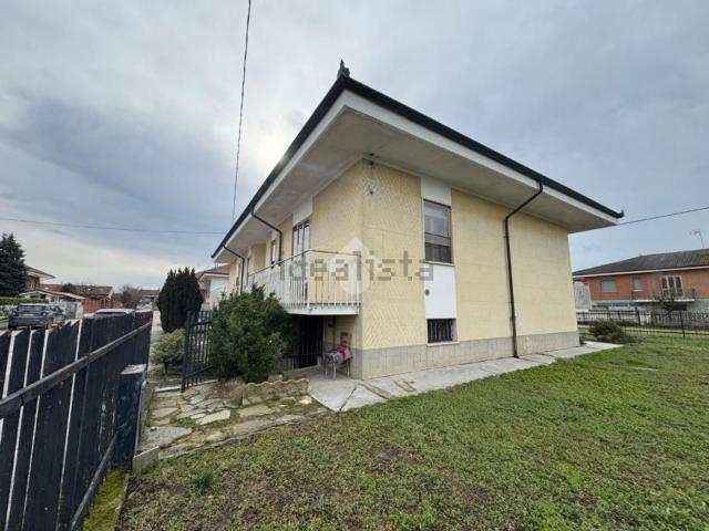 Appartamento in vendita di 165 m² in Via Poirino, 386