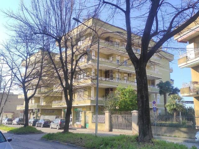 Appartamento in vendita di 165 m² in Via Pietro Colletta
