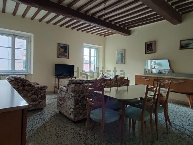 Appartamento in vendita di 165 m² in Via Roma