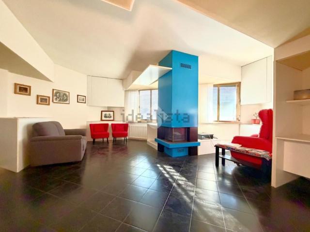 Appartamento in vendita di 165 m² in Via Roma, 37