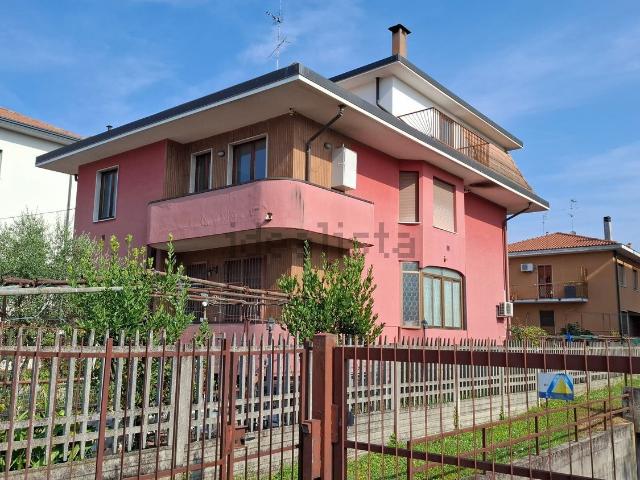 Appartamento in vendita di 165 m² in Via Toscana, 5