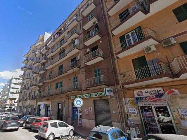 Appartamento in vendita di 165 m² in Via Umbria
