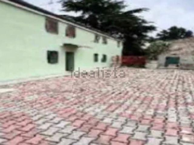 Appartamento in vendita di 165 m² in Via Zola, 4