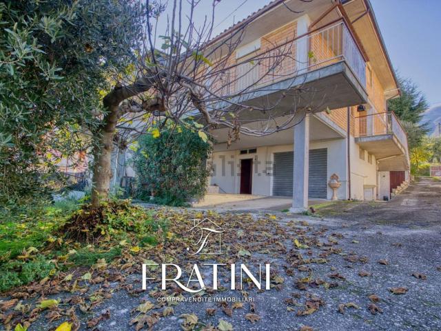 Appartamento in vendita di 165 m² in Frazione Collebigliano, 47