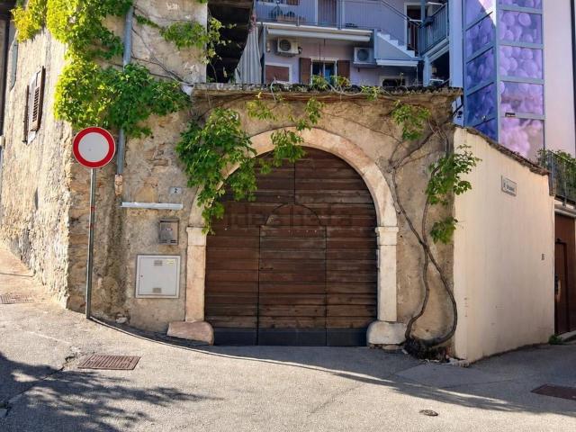 Appartamento in vendita di 165 m² in Largo III Novembre, 2