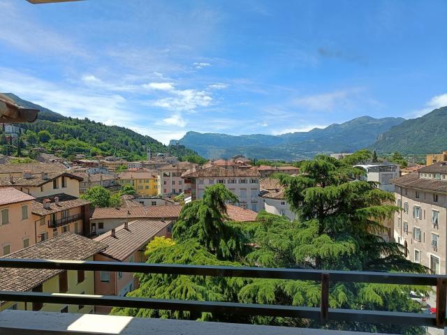 Appartamento in vendita di 165 m² in Piazza Damiano Chiesa, 1