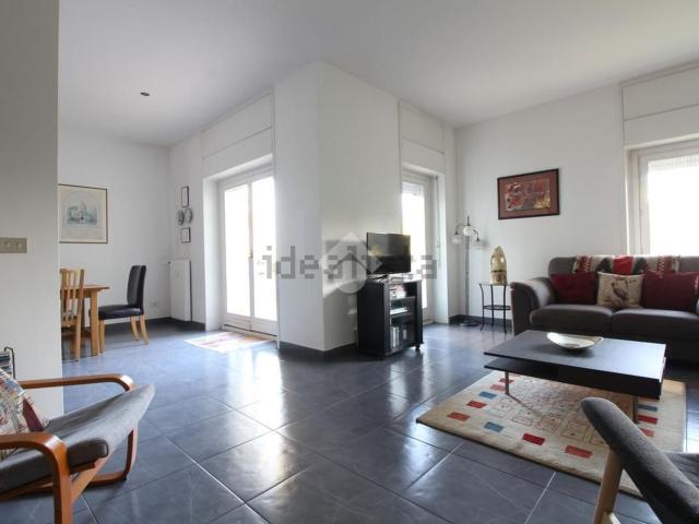 Appartamento in vendita di 165 m² in Strada 7, 34