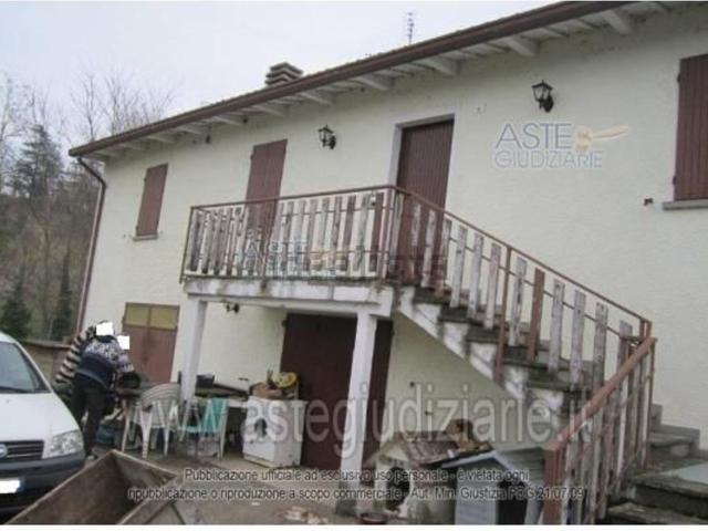Appartamento in vendita di 165 m² in Strada Cà Deserto