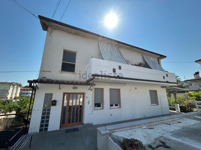Appartamento in vendita di 166 m² in Via Caldarelli, 39
