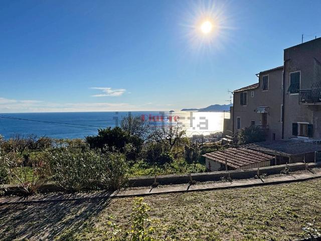 Appartamento in vendita di 166 m² in Via Castello, 6