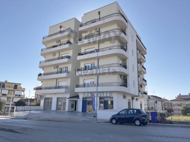 Appartamento in vendita di 166 m² in Via dello Stadio, 31