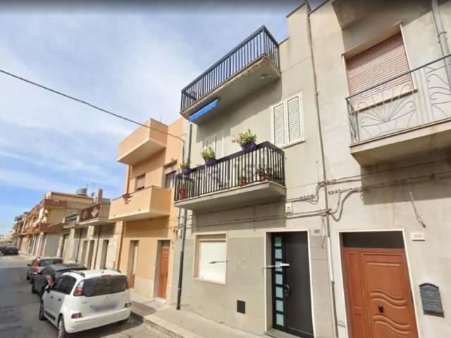 Appartamento in vendita di 166 m² in Via Fratelli Bandiera
