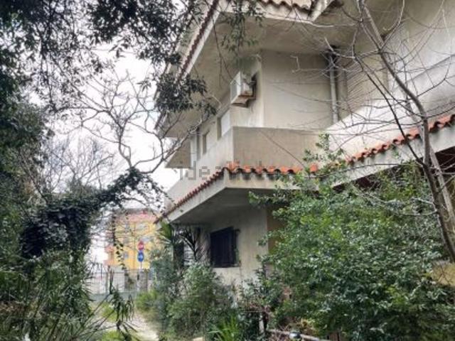 Appartamento in vendita di 166 m² in Via Luigi Oggiano, 48