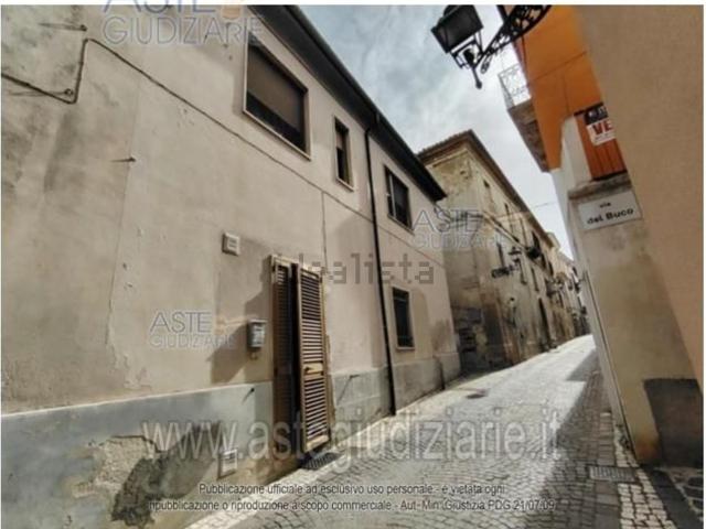 Appartamento in vendita di 166 m² in Via San Vittorino, 1