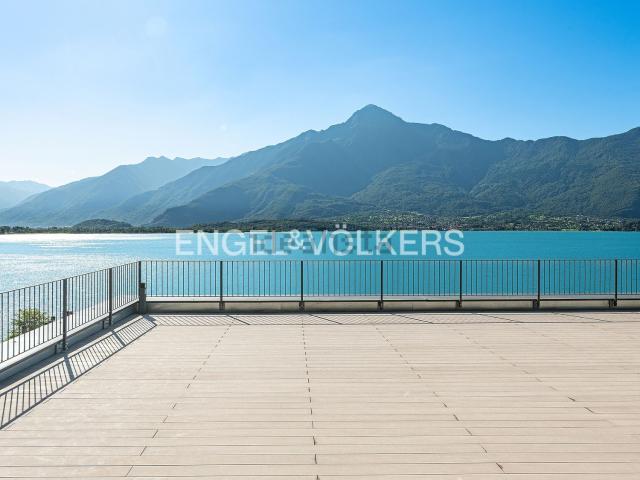 Appartamento in vendita di 166 m² in Via V Case