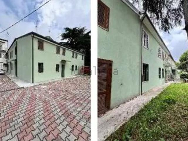 Appartamento in vendita di 166 m² in Via Zola
