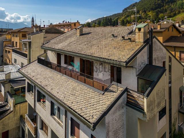 Appartamento in vendita di 167 m² in Via Alessandro Manzoni, 20