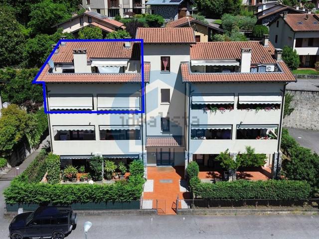 Appartamento in vendita di 167 m² in Via Leutelmonte, 44