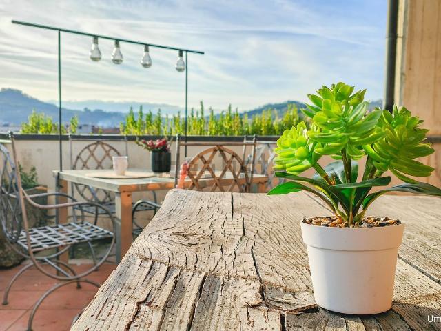 Appartamento in vendita di 167 m² in Via Matilde Serao, 18